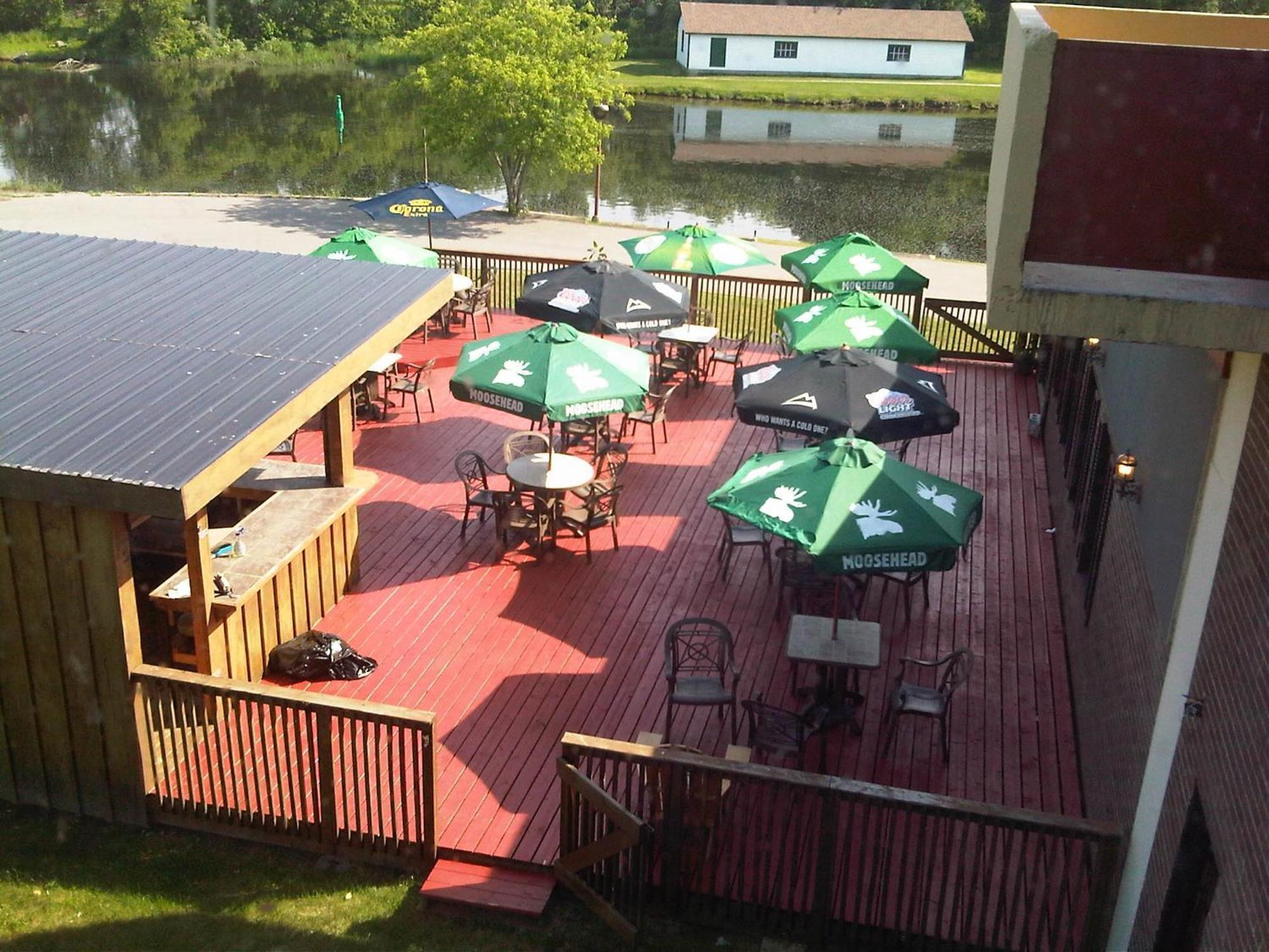 Econo Lodge Smiths Falls Exteriör bild